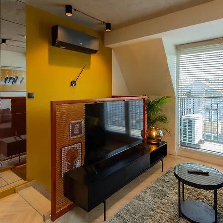 Nadolnik Apartment *