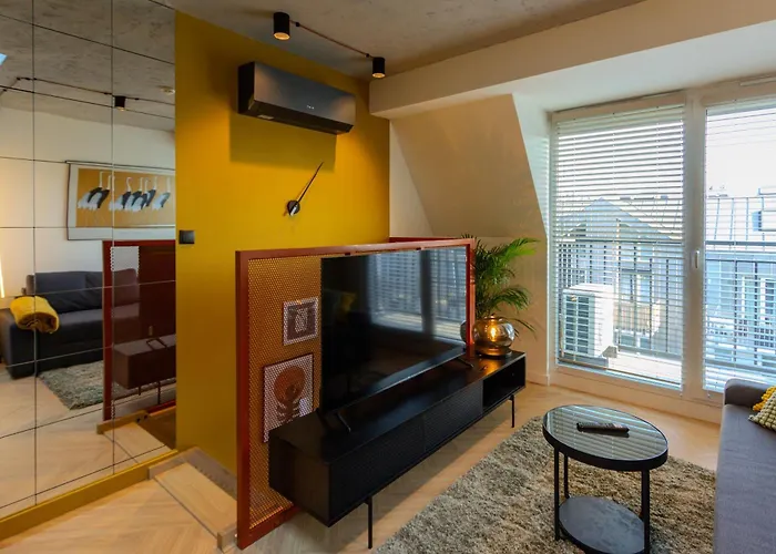 Nadolnik Apartment *